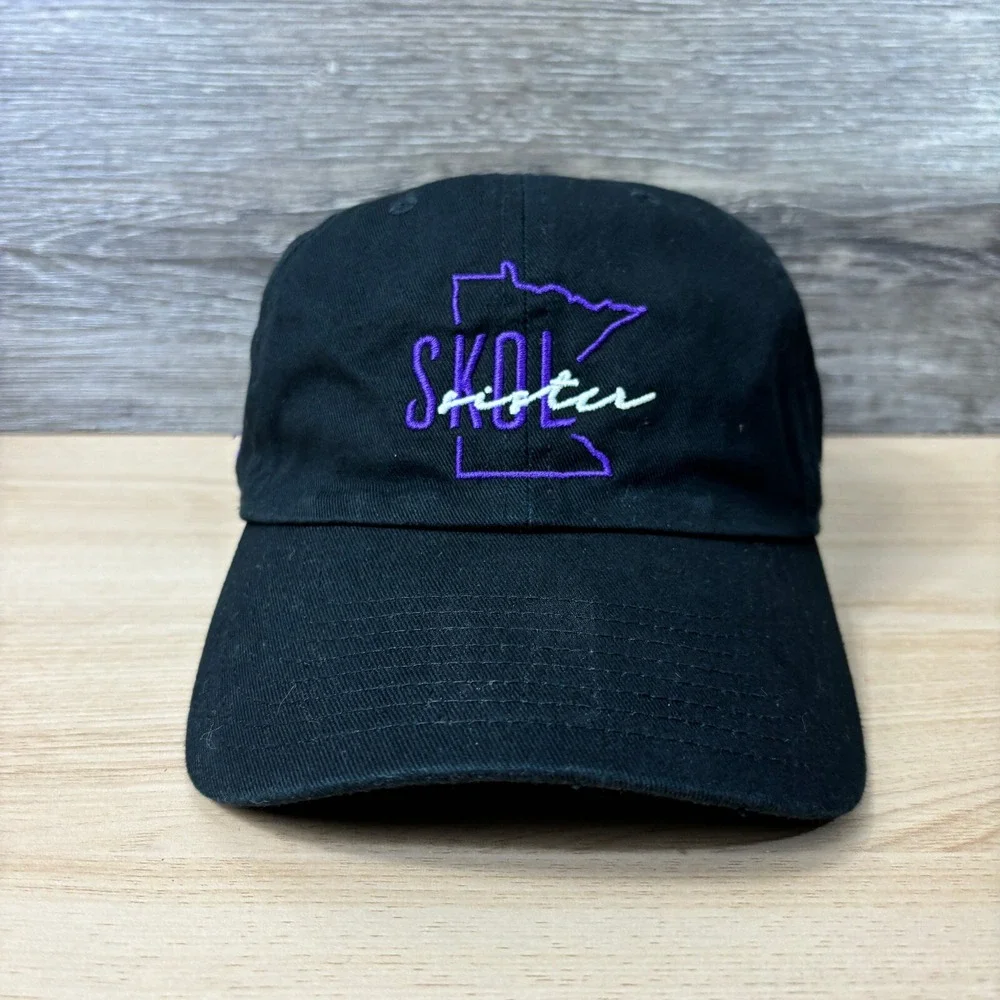 Minnesota Vikings Hat Cap Strap Back Womens Black SKOL Sister '47‎ Adjustable